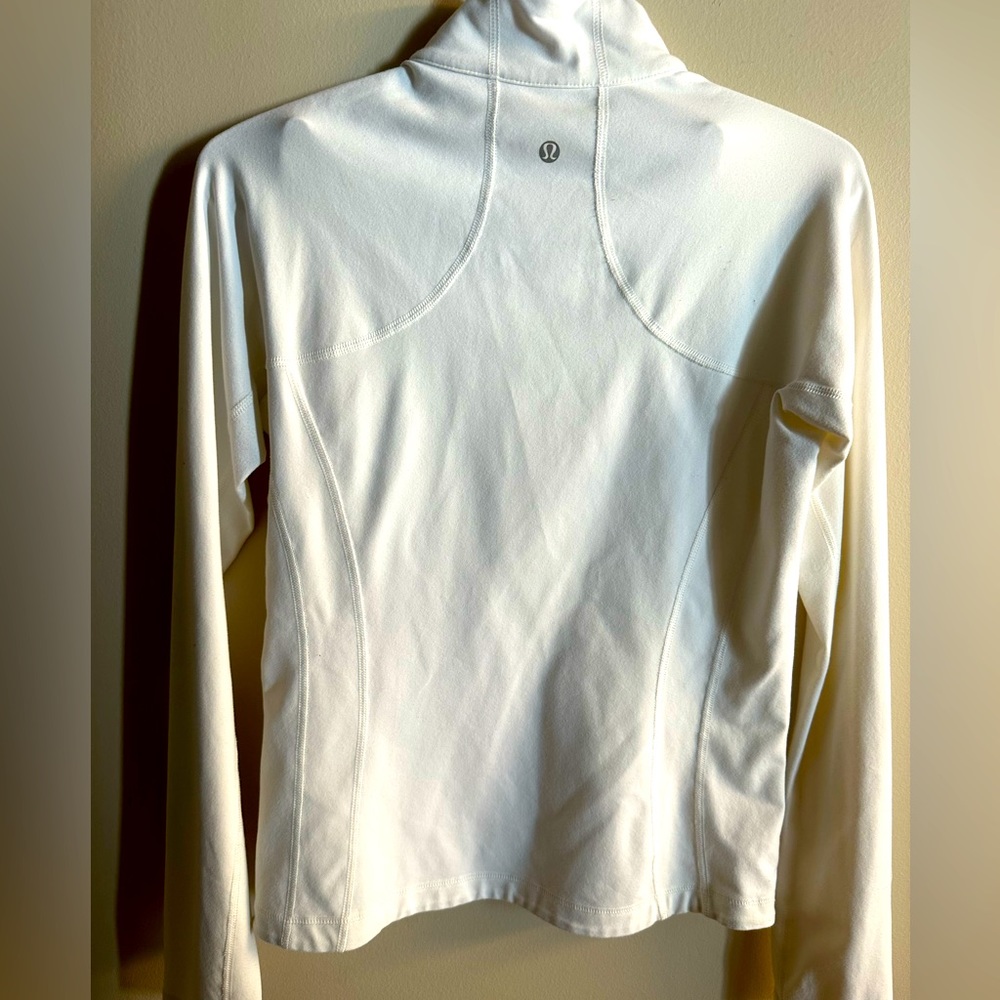 LULULEMON SWEATER
